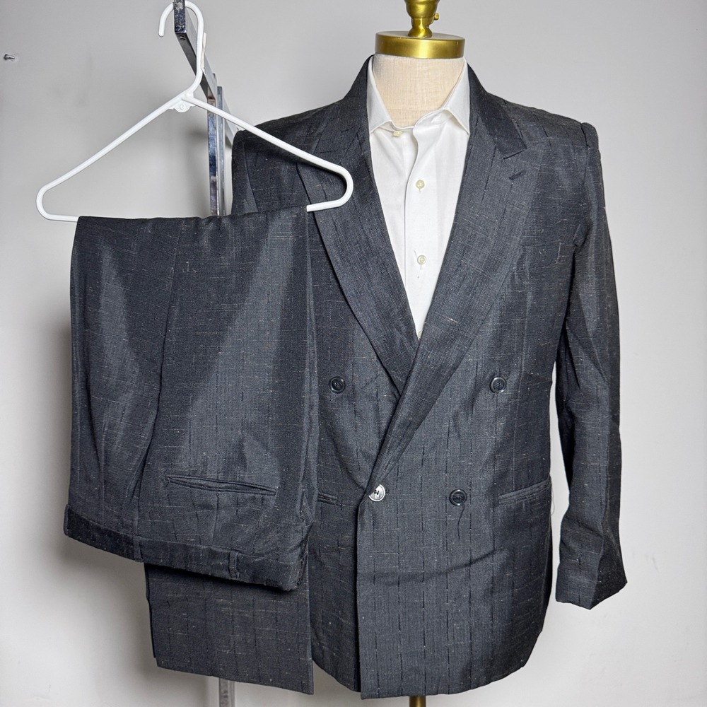 Primo 2-Piece Suit Mens 38R 33x28 Charcoal Grey Sharkskin Silk Double Breasted